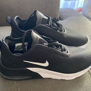 Brand new woman’s Nike Air Max Motion 2.